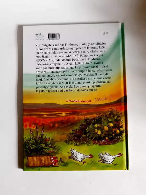 Petsonas stovyklauja - Sven Nordqvist, knyga 3