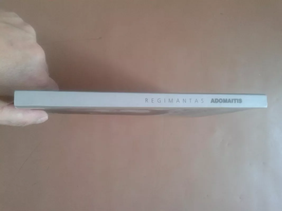 Mintys scenos paraštėse - Regimantas Tamošaitis, knyga 3