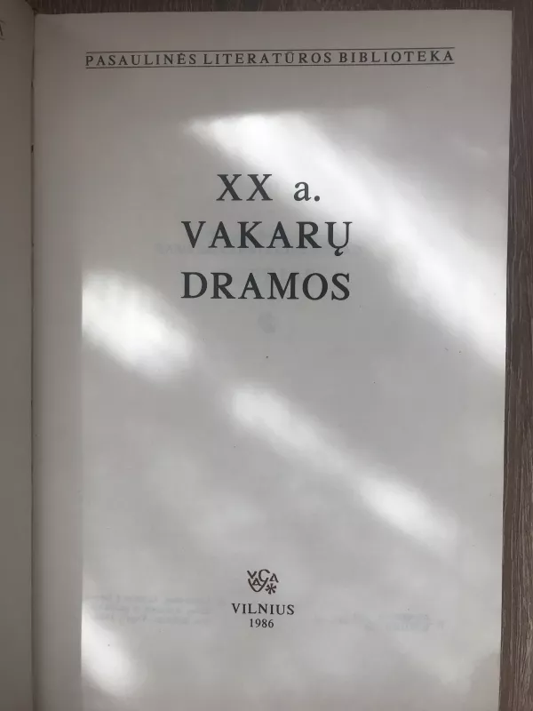 XX a. Vakarų dramos - Autorių Kolektyvas, knyga 3