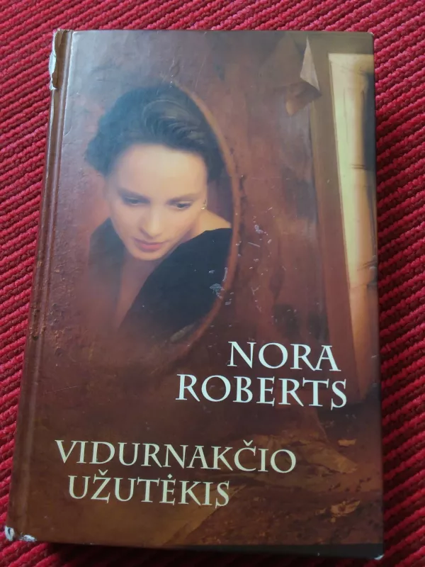 Vidurnakčio užutėkis - Nora Roberts, knyga 2