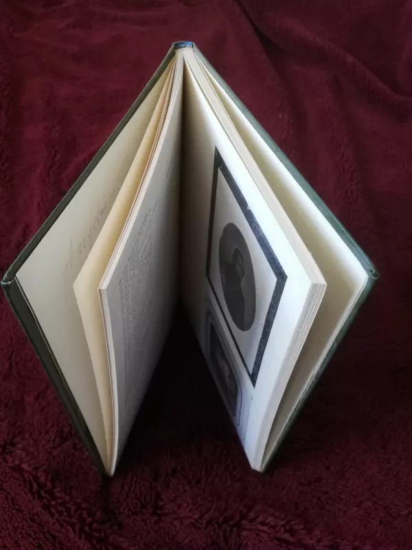 Lietuvos fotografų darbai XIX a.-1915 m. - Zofija Budrytė, knyga 3