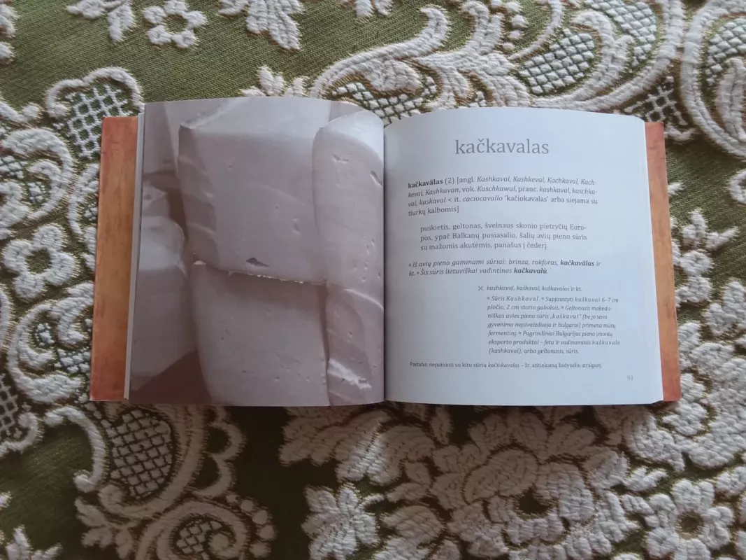 Sūrių pavadinimai - Jurgita Girčienė, Danutė  Liutkevičienė, knyga 3