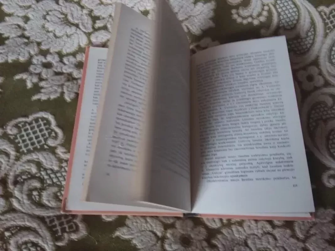 A. Vienuolio realizmo problemos - Juozas Stonys, knyga 3