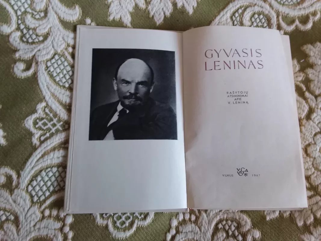 Gyvasis Leninas - Autorių Kolektyvas, knyga 3
