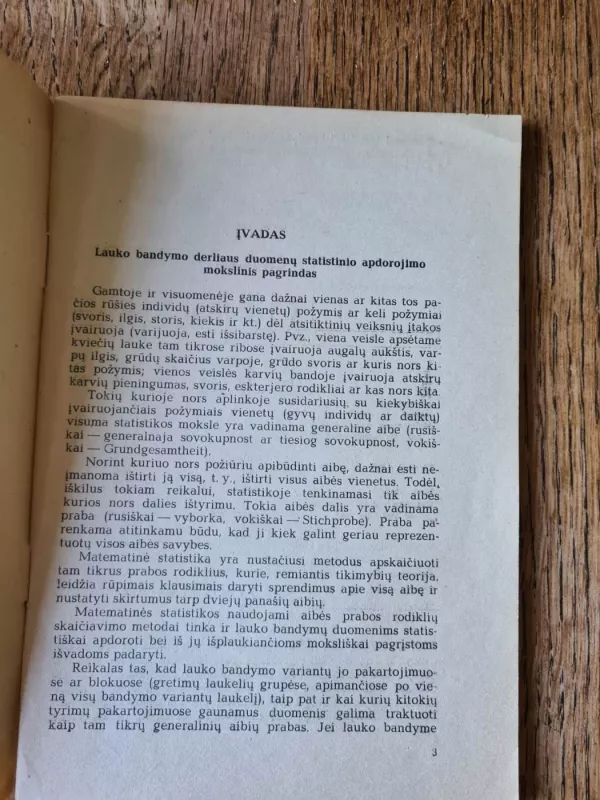 Lauko bandymo derliaus duomenų apdorojimas dispersinės analizės būdu - Juozas Tonkūnas, knyga 5