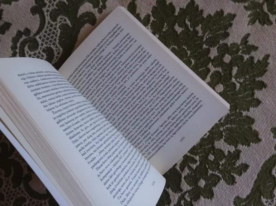 Vienas beveik bjaurus rytas - Christopher Brookmyre, knyga 3