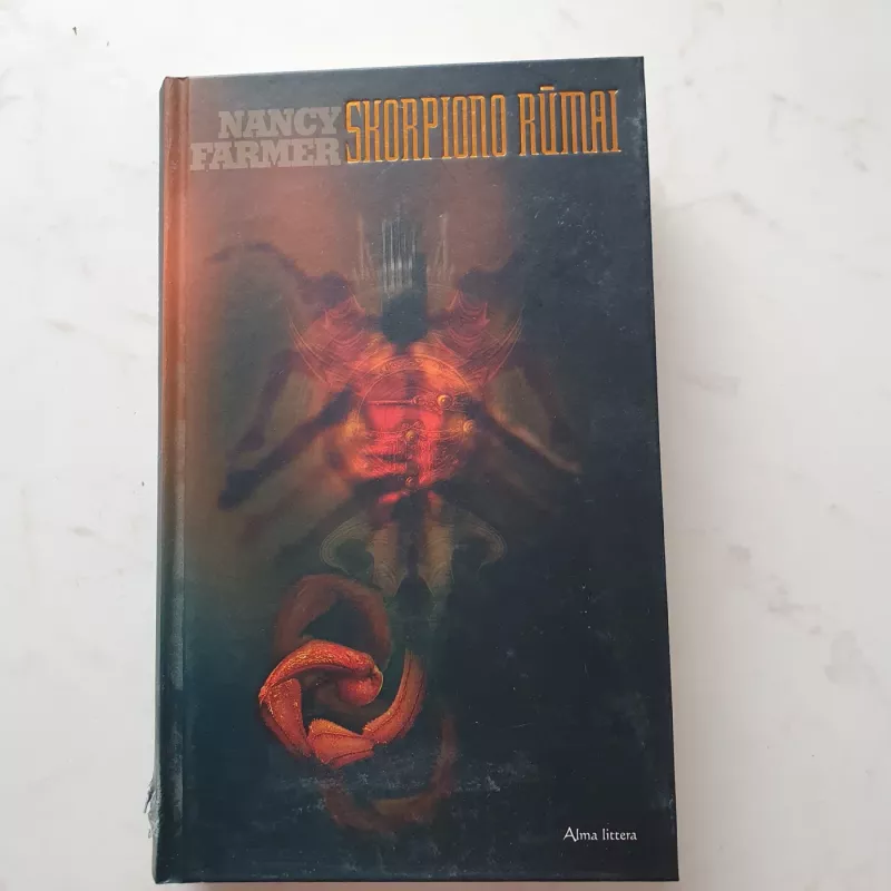 Skorpiono rūmai - Nancy Farmer, knyga