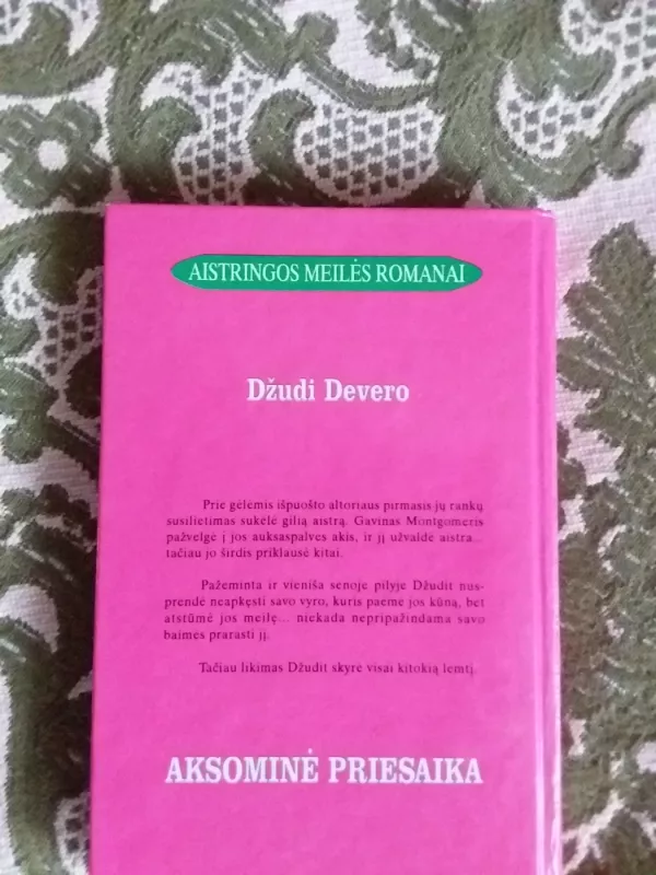 Aksominė priesaika - Džudi Devero, knyga 3