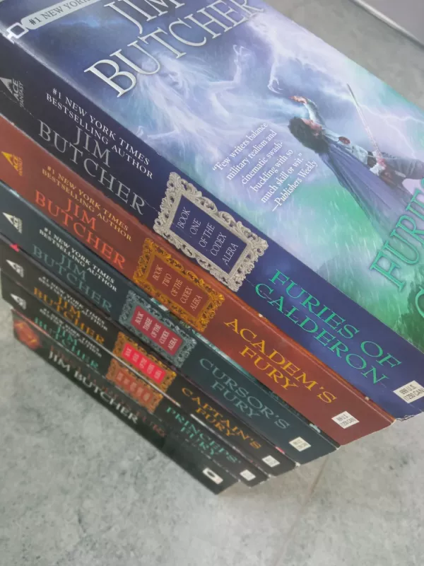 Codex Alera 6 knygų serija - Jim Butcher, knyga 3