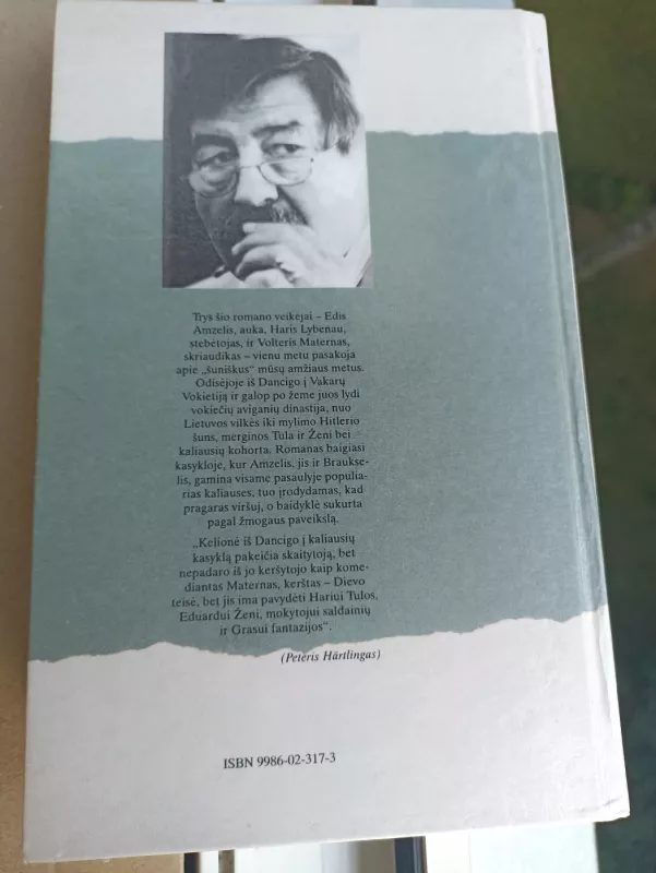 Šuniški metai: romanas - Gunter Grass, knyga 3