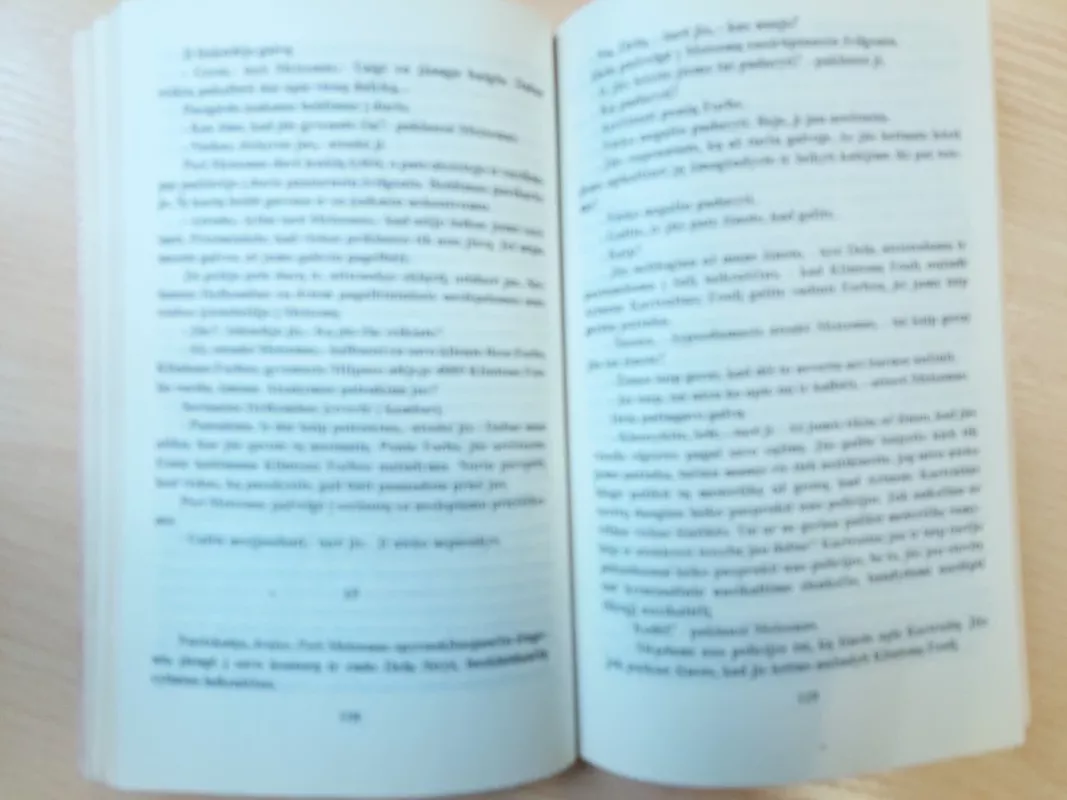 Kaukiantis šuo - Erle Stanley Gardner, knyga 4