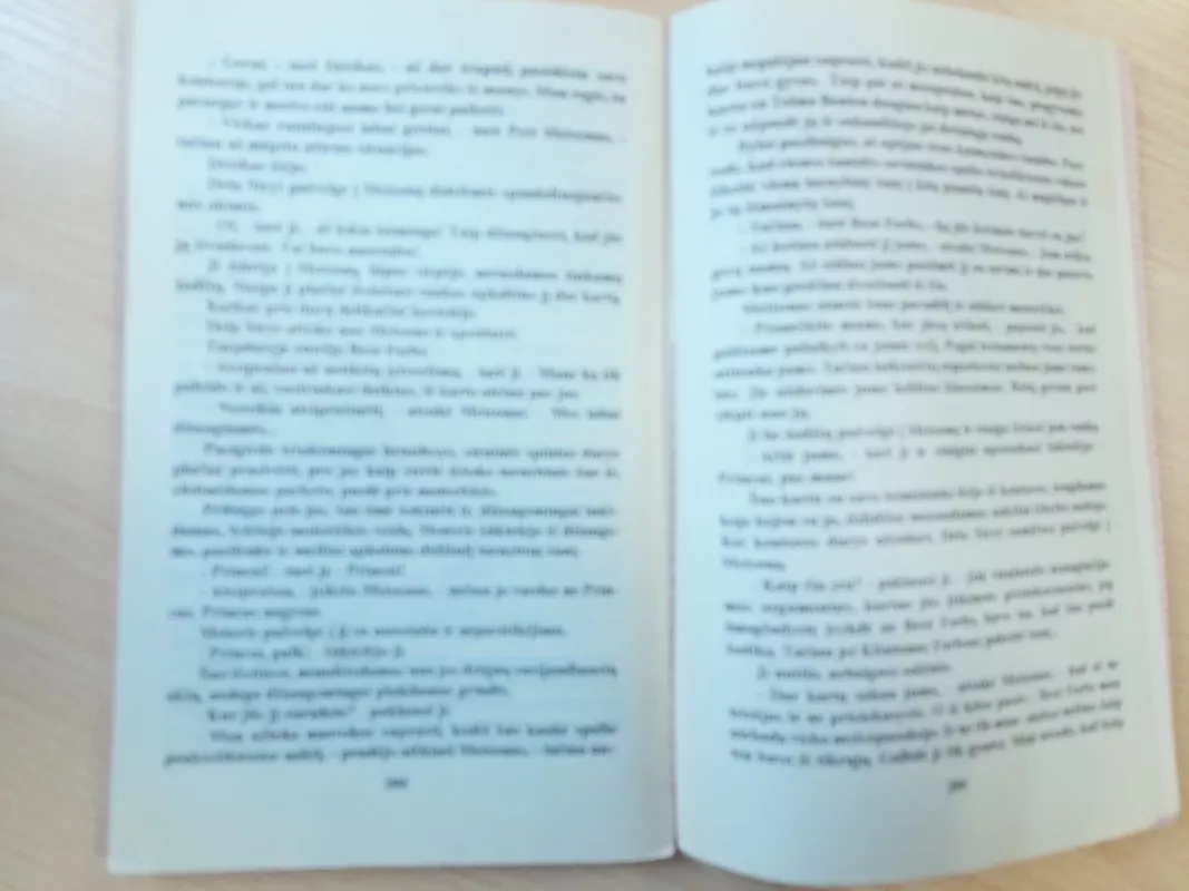 Kaukiantis šuo - Erle Stanley Gardner, knyga 5