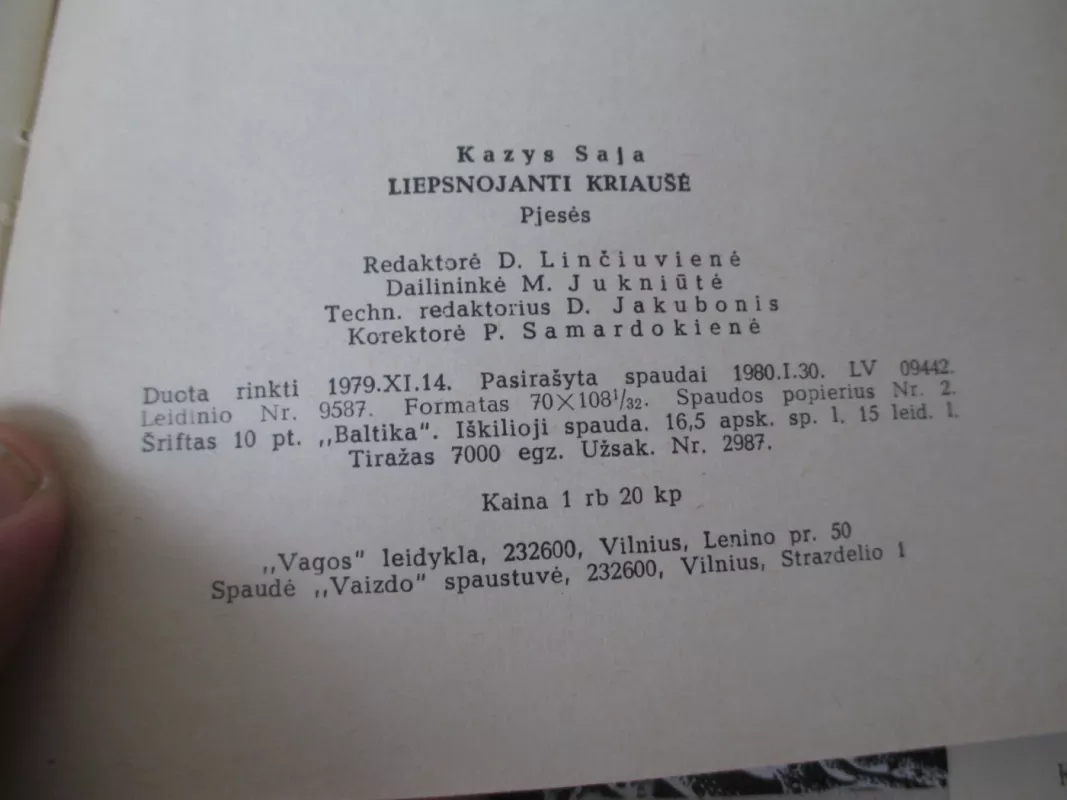 Liepsnojanti kriaušė - Kazys Saja, knyga 5