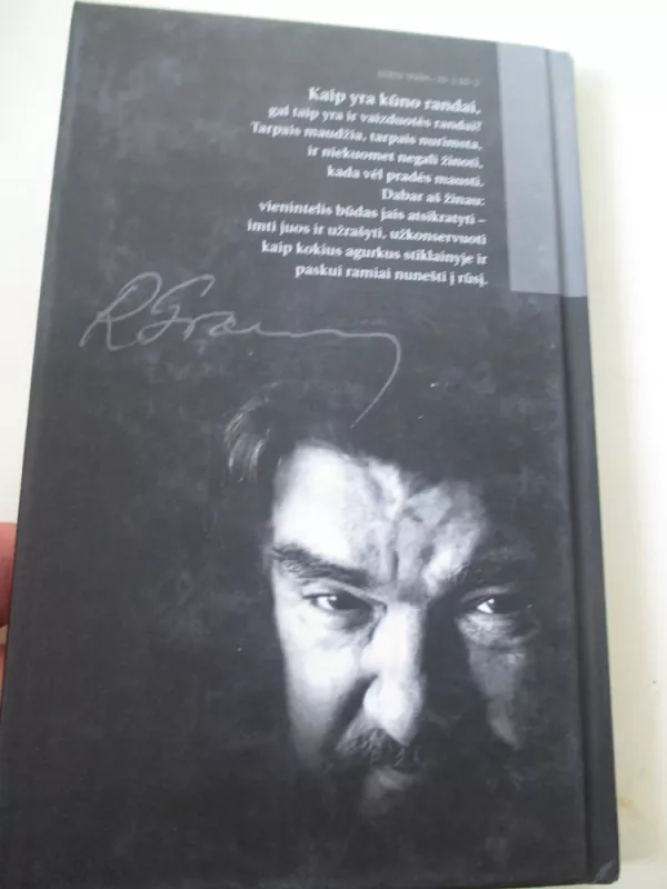 Raudonas ant balto - Romualdas Granauskas, knyga 4