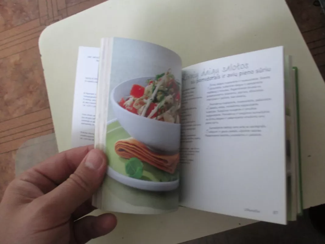 Nesudėtinga dieta - Autorių Kolektyvas, knyga 5