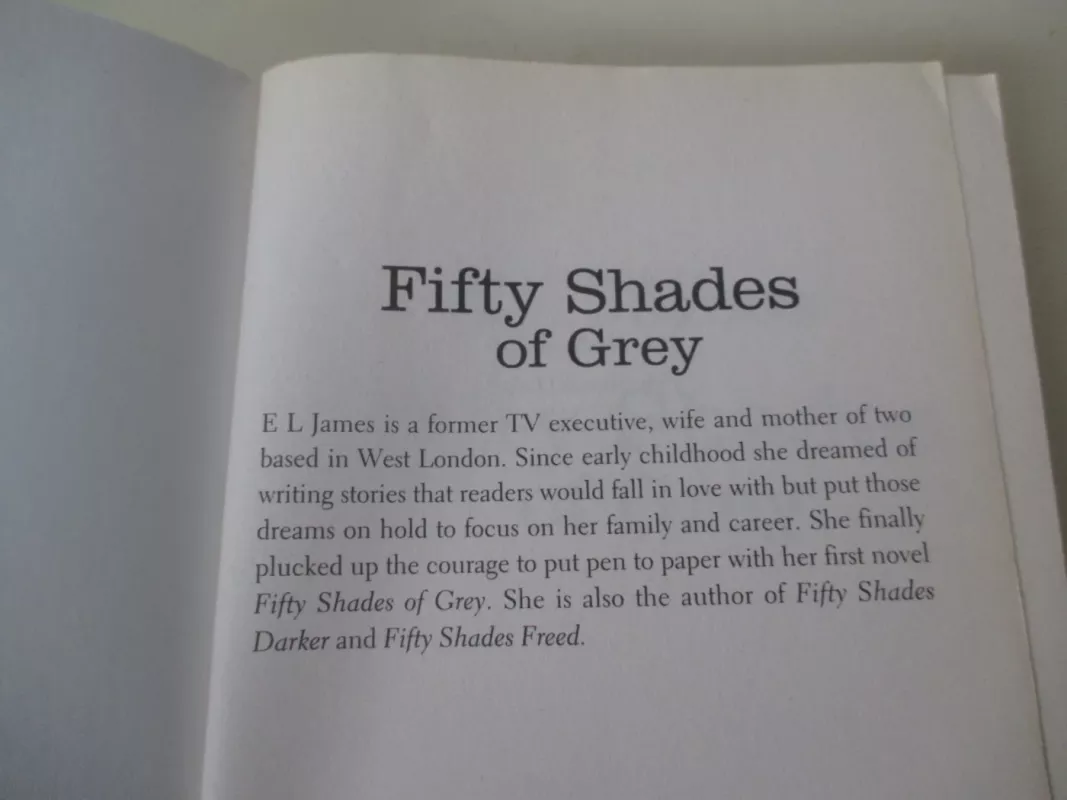 Fifty Shades of Grey - James E L, knyga 3