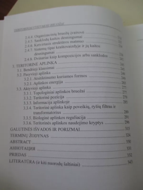 Teritoriniai vystymosi bruožai - Algimantas Tiknius, knyga 6