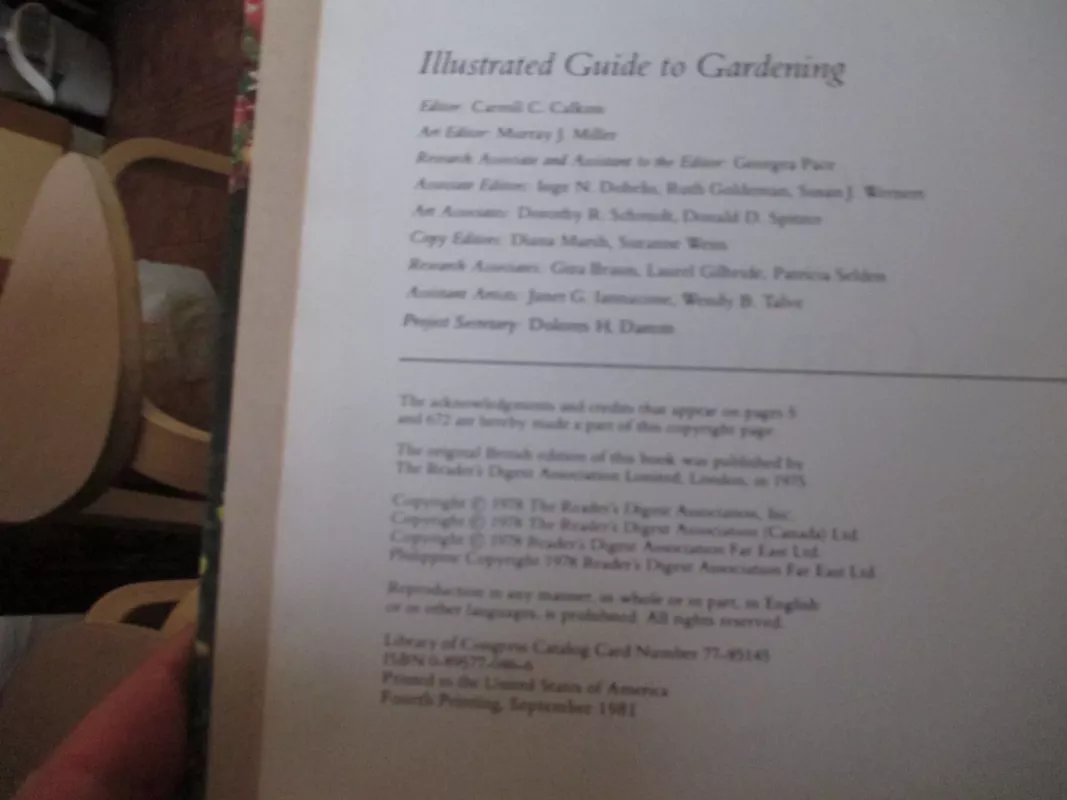 Illustrated guide to gardening - Autorių Kolektyvas, knyga 3