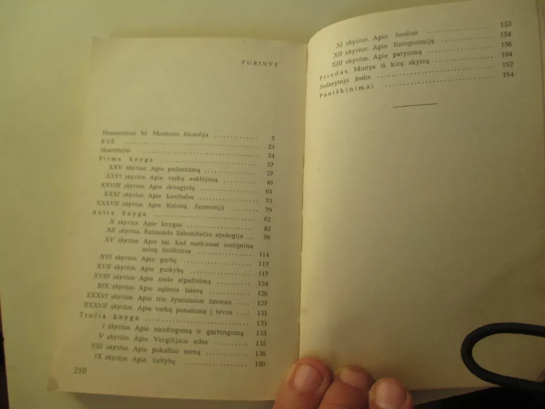 Esė - M. Montenis, knyga 5