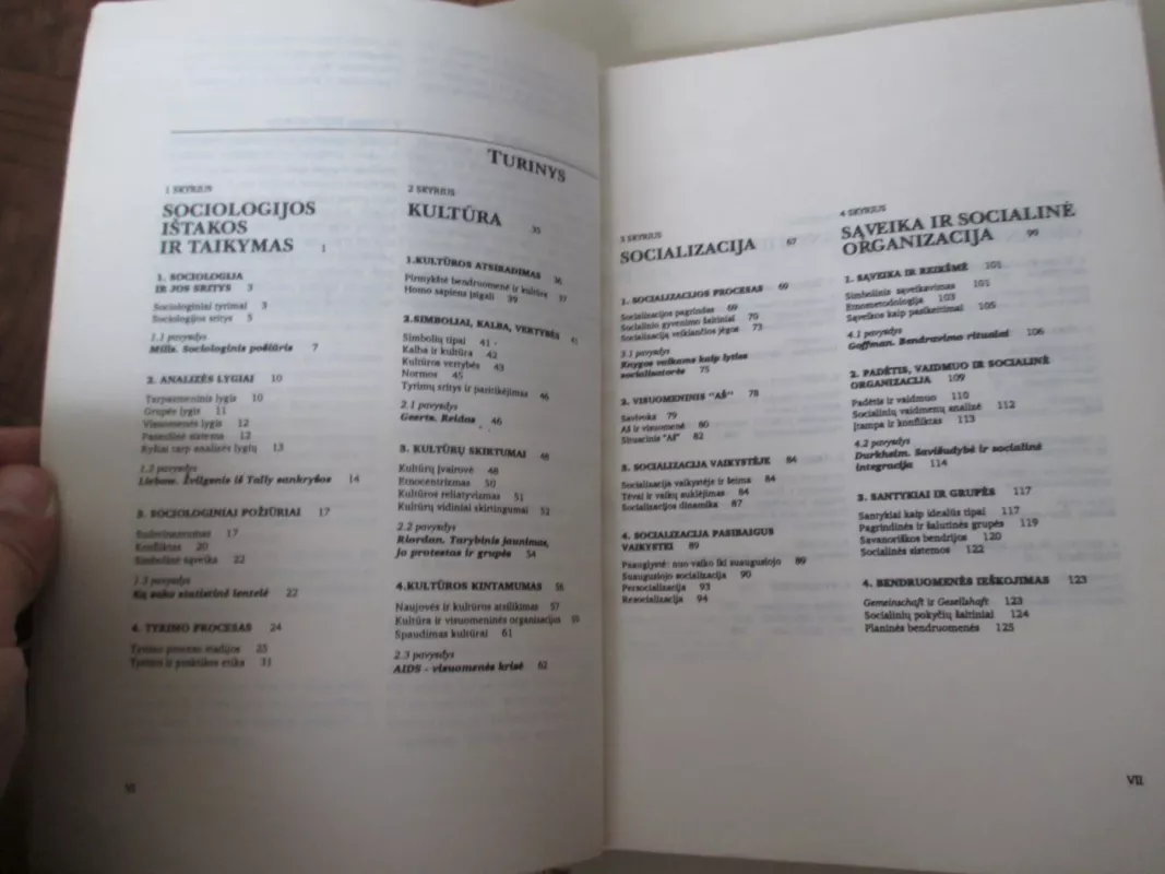 Sociologija. Esminiai tekstai ir pavyzdžia - L. Broom, knyga 5