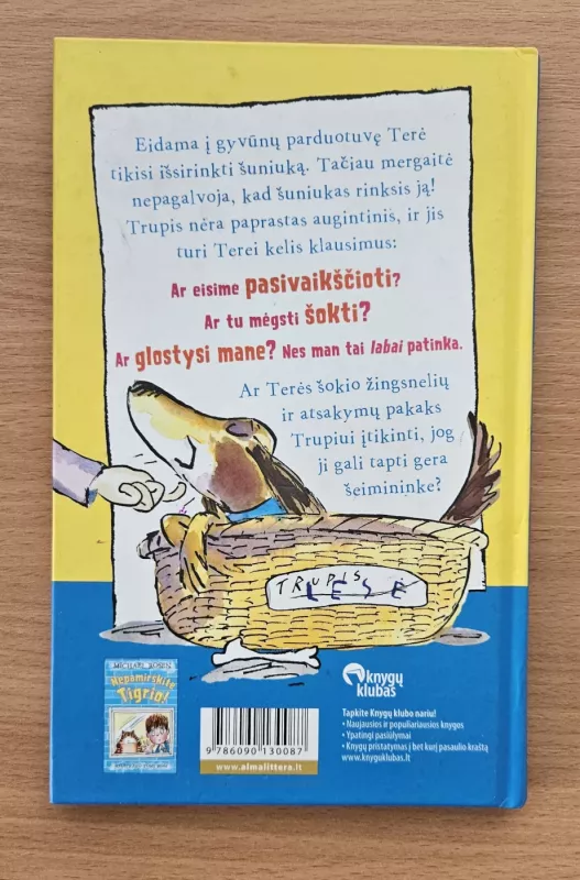 Trupis renkasi namus - Michael Rosen, Robert  Ingpen, knyga 3