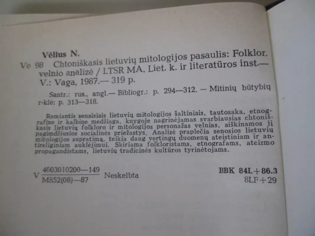 Chtoniškasis lietuvių mitologijos pasaulis: folklorinio velnio analizė - Norbertas Vėlius, knyga 5