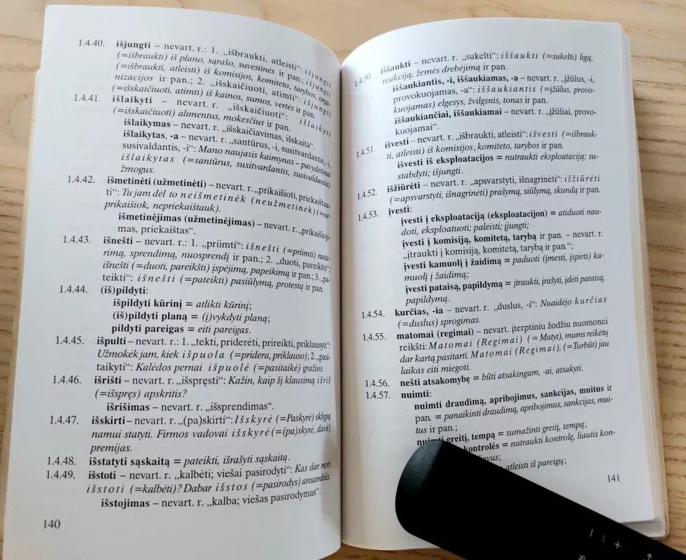 Lietuvių kalbos komisijos nutarimai 1977-1998 - Regina Dobelienė, knyga 6
