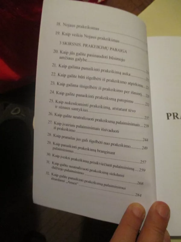 Kaip nukenksminti užkeikimus - Dagas Hewardas Millsas, knyga 6