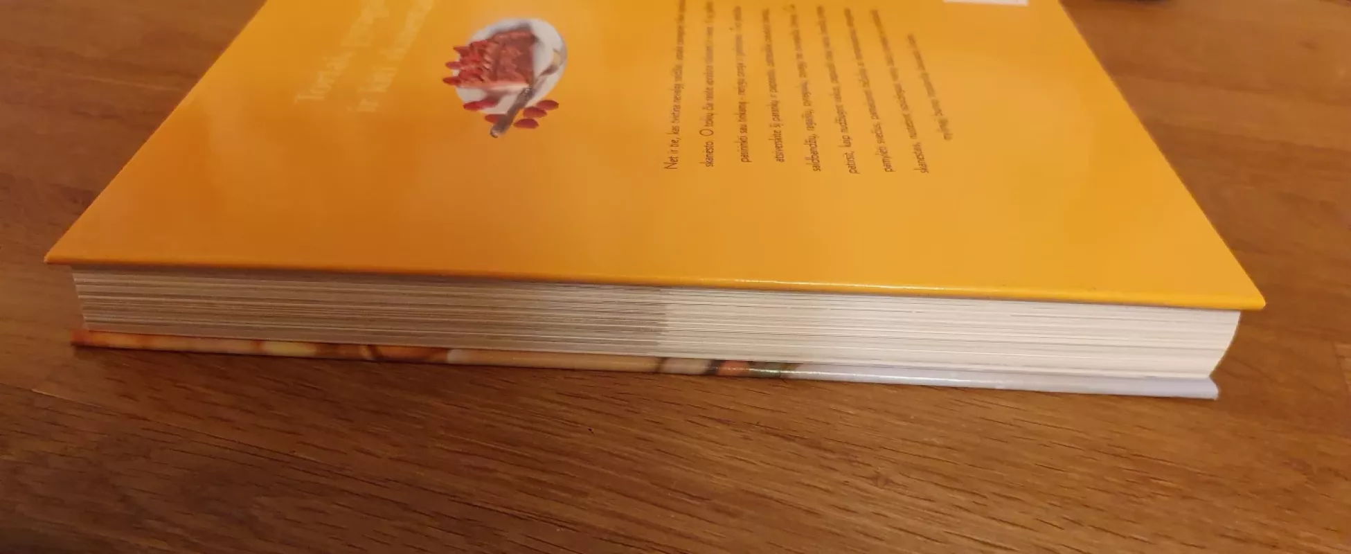 Tortai, pyragai ir kiti skanėstai: 1001 receptas iš viso pasaulio - Autorių Kolektyvas, knyga 5