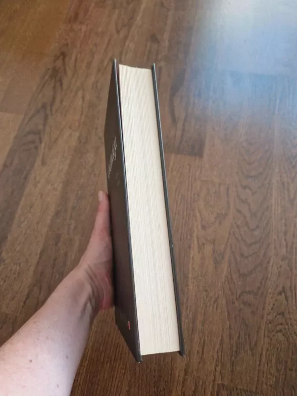 Juodoji orchidėja - James E L, knyga 3