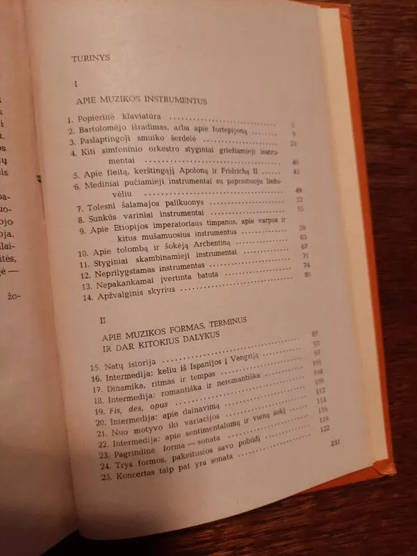 Polihimnijos paslaptys - Ježis Valdorfas, knyga 3