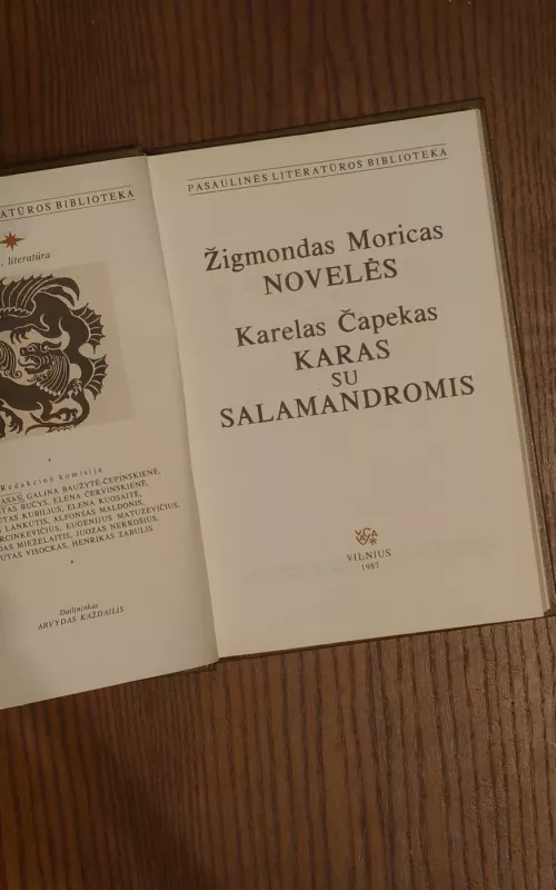 Novelės. Karas su Salamandromis - Karelas Čapekas, knyga 2