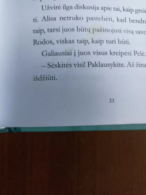 Alisa Stebuklų šalyje ir Veidrodžio karalystėje - Lewis Carroll, knyga 5