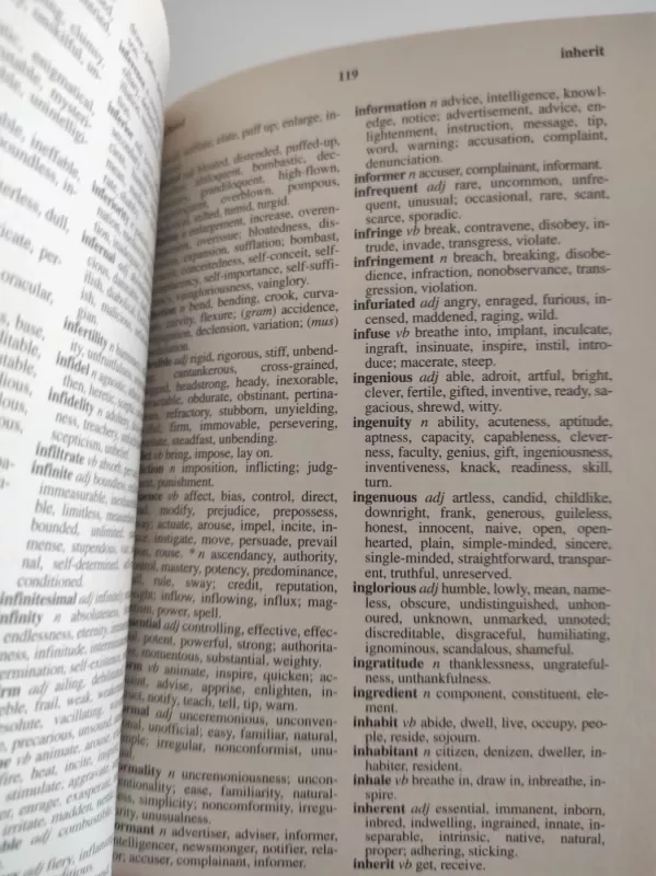 English thesaurus - Autorių Kolektyvas, knyga 4