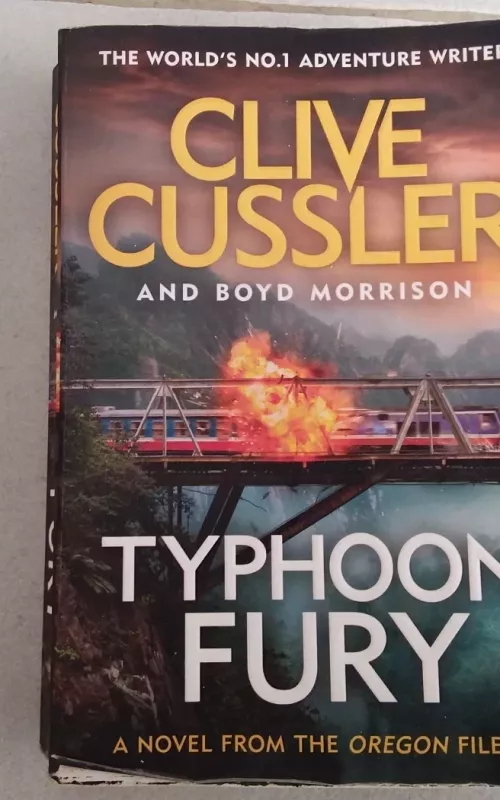 TYPHOON FURY - Clive Cussler, knyga 2