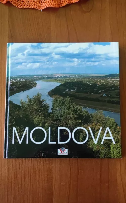 Moldova - litera international, knyga