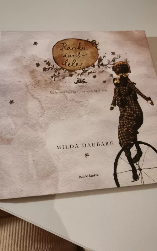 Rankų darbo lėlės - Milda Daubarė, knyga