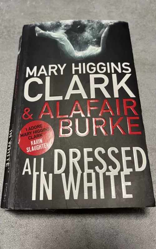 All Dressed in White - Mary Higgins Clark, knyga