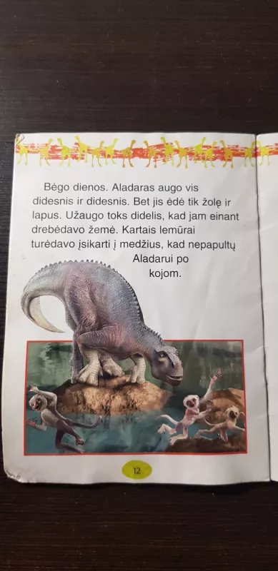 Aladaras ir lemūrai - Walt Disney, knyga 3