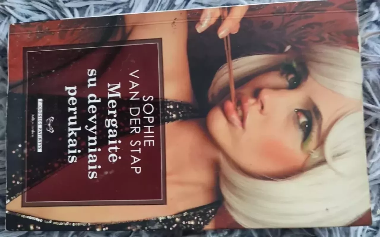 Mergaitė su devyniais perukais - Sophie van der Stap, knyga 3