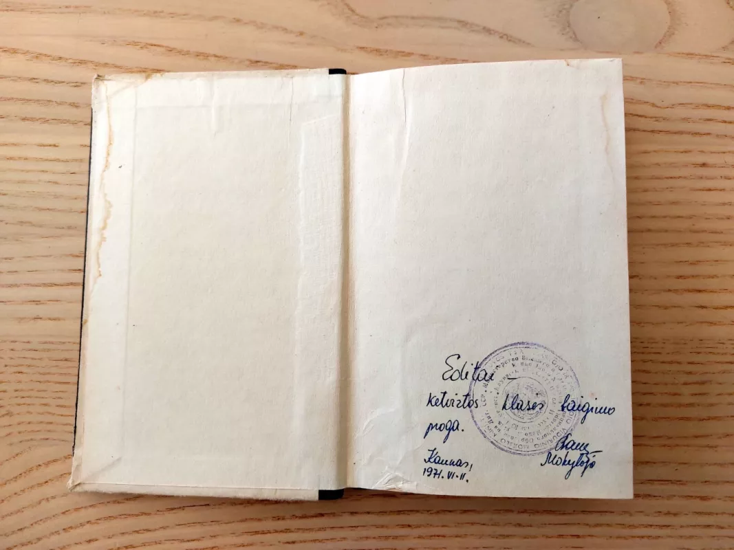 Baltoji stirna - Džeimsas Terberis, knyga 3