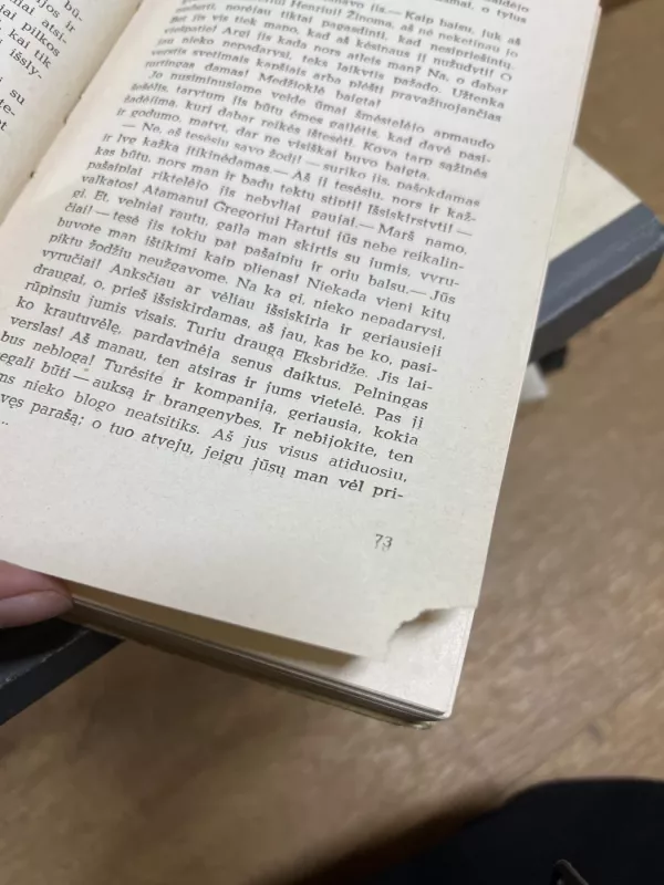 Baltoji pirstine - Main Ridas, knyga 6