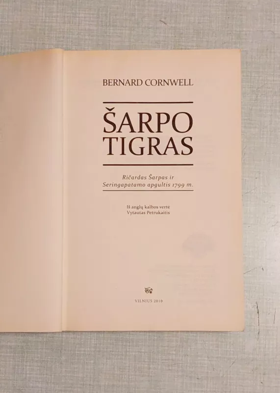 Šarpo tigras - Bernard Cornwell, knyga 5