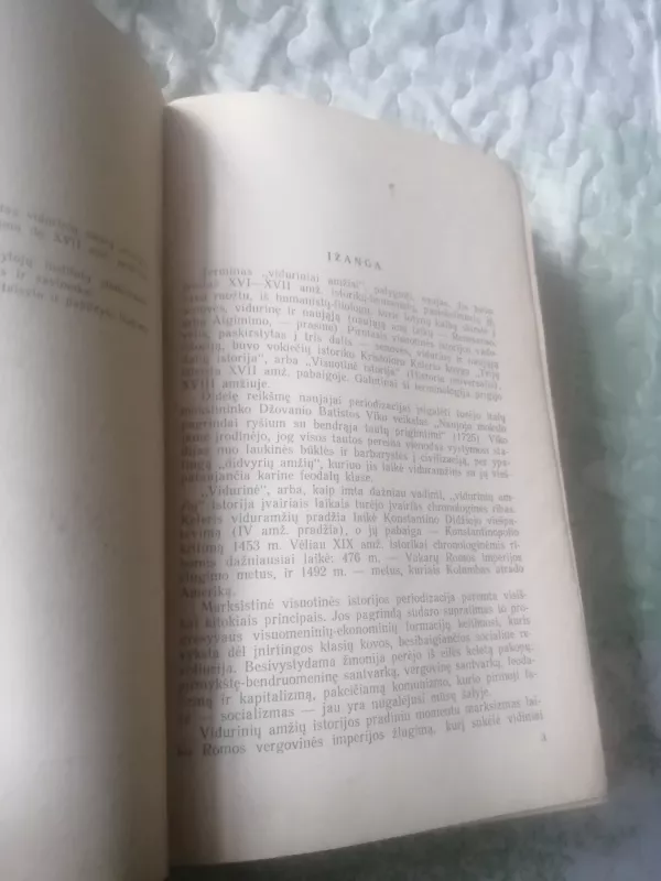 Vidurinių Amžių Istorija - V.F. Semionovas, knyga 4