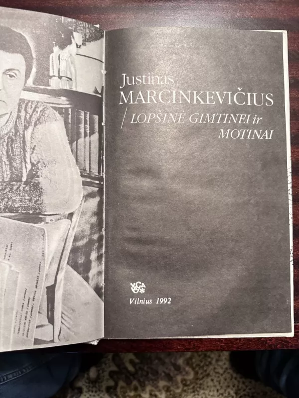 Lopšinė gimtinei ir motinai - Justinas Marcinkevičius, knyga 3