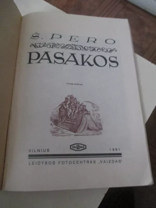 Š.Pero Pasakos,1991 m - Šarlis Pero, knyga 3