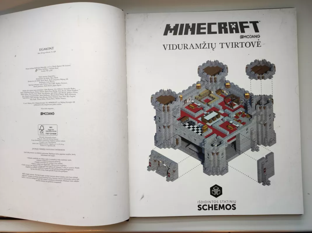 Minecraft. Viduramžių tvirtovė - Autorių Kolektyvas, knyga 4