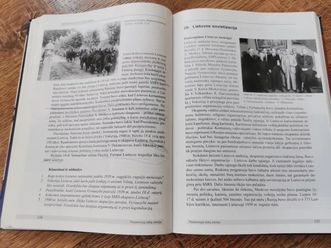 Naujausiųjų laikų istorija 10 - Algis Kasperavičius, knyga 4
