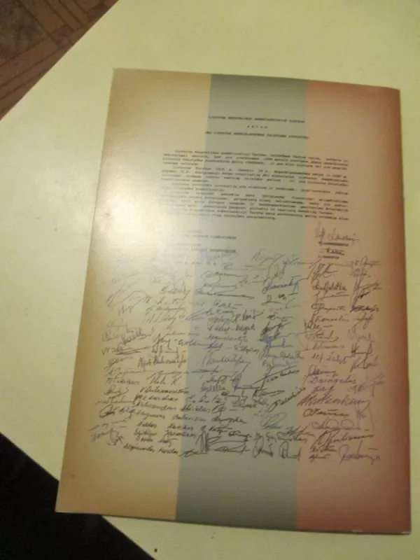 Kovo 11-oji ir jos aidai - Autorių Kolektyvas, knyga 4