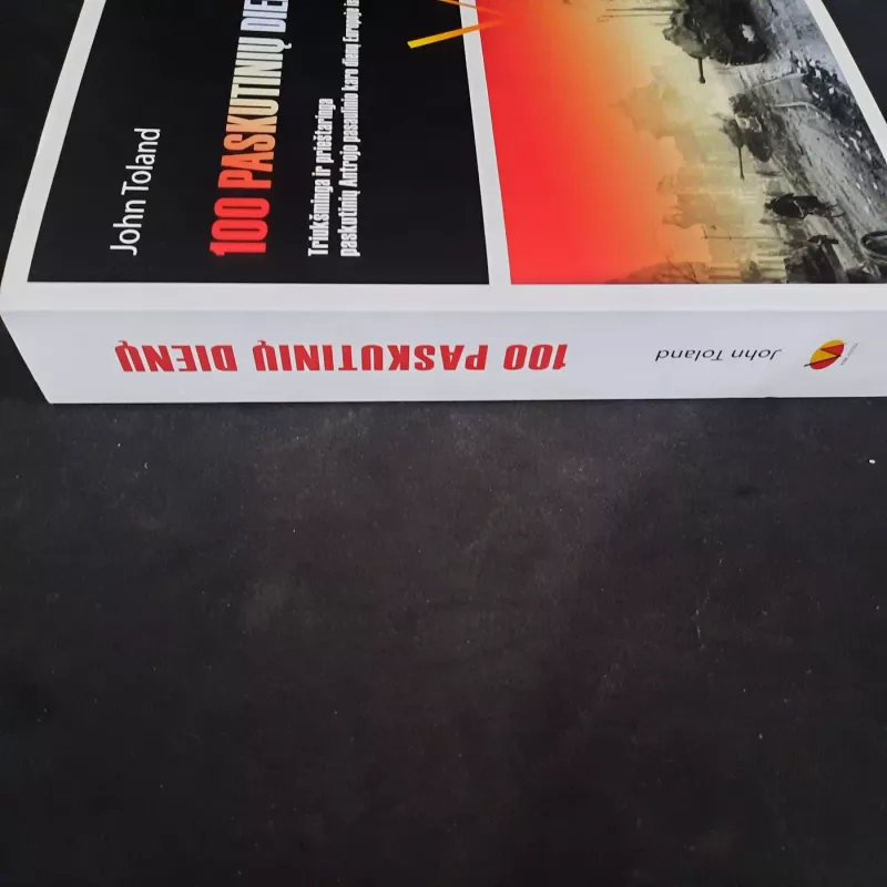 100 paskutinių dienų - John Toland, knyga 3